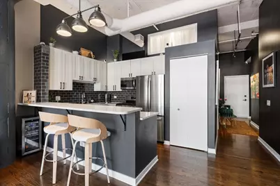 333 W Hubbard Street #605, Chicago, IL 60654 - Photo 7