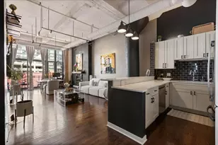 333 W Hubbard St, Chicago, IL 60654 - Photo 5