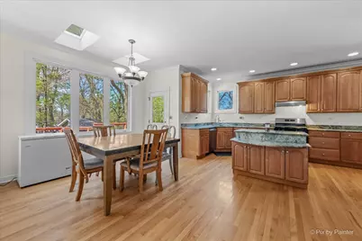 21428 W Crescent Drive, Mundelein, IL 60060 - Photo 9