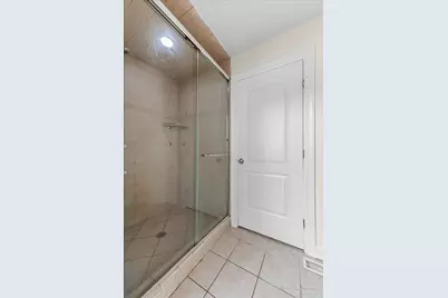 21428 W Crescent Drive, Mundelein, IL 60060 - Photo 19