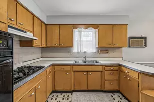 4916 N Rutherford Ave, Chicago, IL 60656 - Photo 11