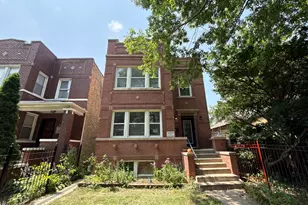2552 N Austin Ave, Chicago, IL 60639 - Photo 1