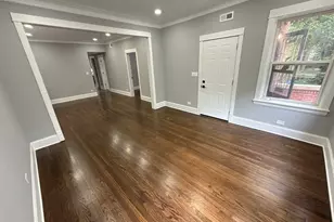 2552 N Austin Ave, Chicago, IL 60639 - Photo 3