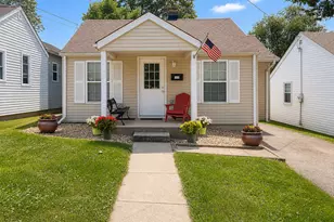 310 Johnson St, East Dundee, IL 60118 - Photo 1