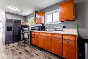 14907 Winchester Ave, Harvey, IL 60426 - Photo 7