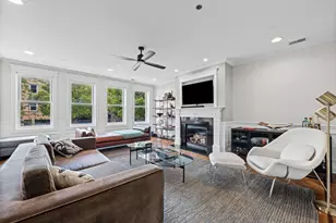 3823 N Ashland Ave, Chicago, IL 60613 - Photo 7