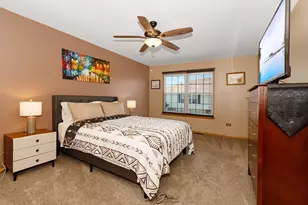 18124 Kirby Dr, Tinley Park, IL 60487 - Photo 15