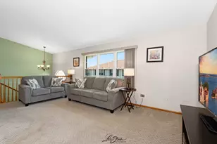 18124 Kirby Dr, Tinley Park, IL 60487 - Photo 7