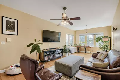 4419 N Whipple Street #3B, Chicago, IL 60625 - Photo 3