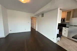 607 N Noble St, Chicago, IL 60642 - Photo 5
