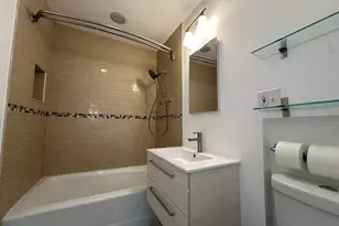 607 N Noble St, Chicago, IL 60642 - Photo 9