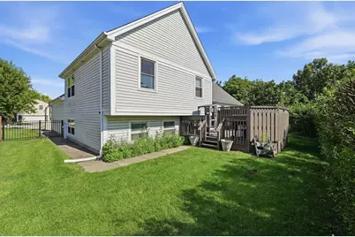 572 N Walnut Lane, Schaumburg, IL 60194 - Photo 27