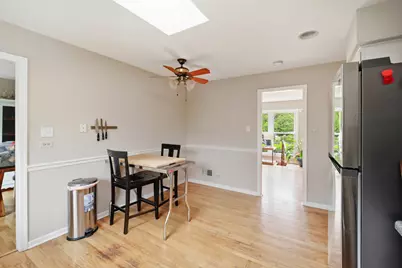 219 W Appletree Lane, Arlington Heights, IL 60004 - Photo 9