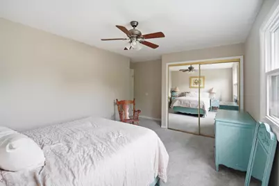 219 W Appletree Lane, Arlington Heights, IL 60004 - Photo 11