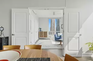 55 E Erie St, Chicago, IL 60611 - Photo 3