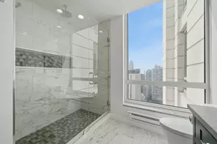 55 E Erie St, Chicago, IL 60611 - Photo 15