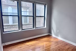 4949 S Calumet Ave, Chicago, IL 60653 - Photo 11