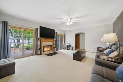 11535 Settlers Pond Way #1B, Orland Park, IL 60467 - Photo 5