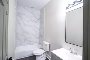 7948 S Evans Ave, Chicago, IL 60619 - Photo 7