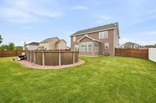 1425 S Saddlebrook Ln, Minooka, IL 60447 - Photo 31
