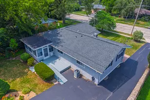 136 E Kimball Ave, Woodstock, IL 60098 - Photo 23