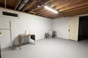 136 E Kimball Ave, Woodstock, IL 60098 - Photo 17