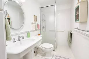 136 E Kimball Ave, Woodstock, IL 60098 - Photo 13