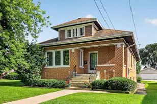 708 McCarthy Rd, Lemont, IL 60439 - Photo 1