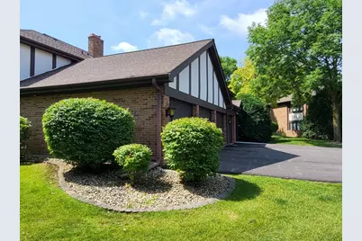 5843 Doe Circle #1, Westmont, IL 60559 - Photo 3