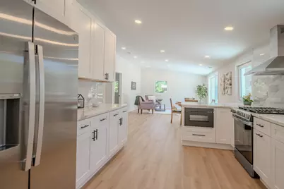 1823 E Park Place, Arlington Heights, IL 60004 - Photo 3