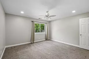 97 Burr Oak Ln, Schaumburg, IL 60193 - Photo 19