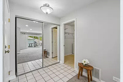 97 Burr Oak Lane #A-2, Schaumburg, IL 60193 - Photo 3