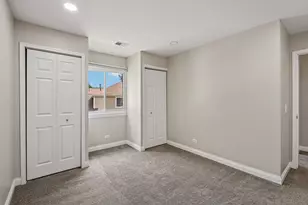 97 Burr Oak Ln, Schaumburg, IL 60193 - Photo 25