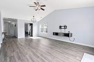705 Luria Ln, Champaign, IL 61822 - Photo 9