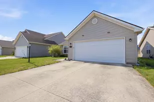 705 Luria Ln, Champaign, IL 61822 - Photo 3