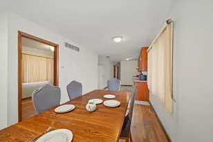 13439 S Brandon Ave, Chicago, IL 60633 - Photo 7