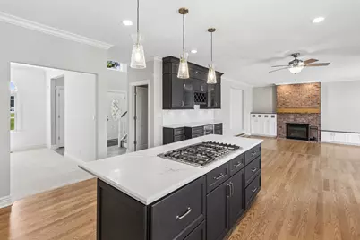 1001 W Ellis Street, Palatine, IL 60067 - Photo 7