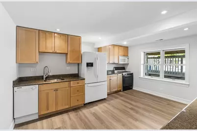 1001 W Ellis Street, Palatine, IL 60067 - Photo 25