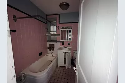 6751 S Chappel Avenue, Chicago, IL 60649 - Photo 7