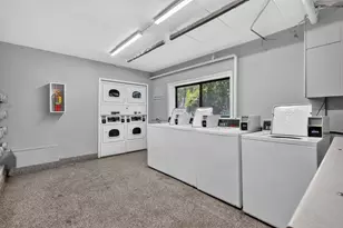 124 E Bailey Rd, Naperville, IL 60565 - Photo 23