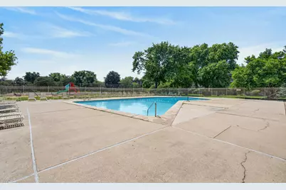 124 E Bailey Road #E, Naperville, IL 60565 - Photo 25