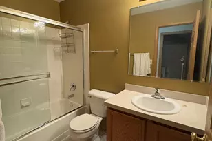 [Address not provided], Aurora, IL 60503 - Photo 9