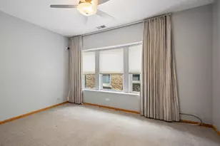 1526 W Birchwood Ave, Chicago, IL 60626 - Photo 17