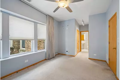 1526 W Birchwood Avenue #4E, Chicago, IL 60626 - Photo 13
