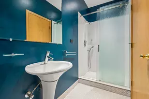 1526 W Birchwood Ave, Chicago, IL 60626 - Photo 21