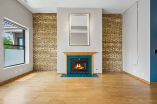 1526 W Birchwood Ave, Chicago, IL 60626 - Photo 5