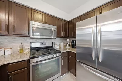 8321 Highpoint Circle #D, Darien, IL 60561 - Photo 9