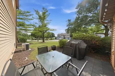 8321 Highpoint Circle #D, Darien, IL 60561 - Photo 19