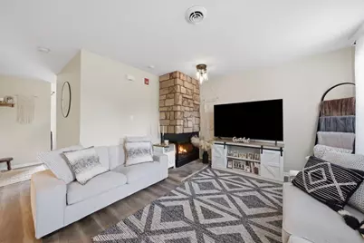 8321 Highpoint Circle #D, Darien, IL 60561 - Photo 7