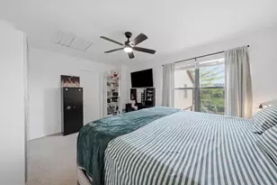 8321 High Point Cir, Darien, IL 60561 - Photo 5